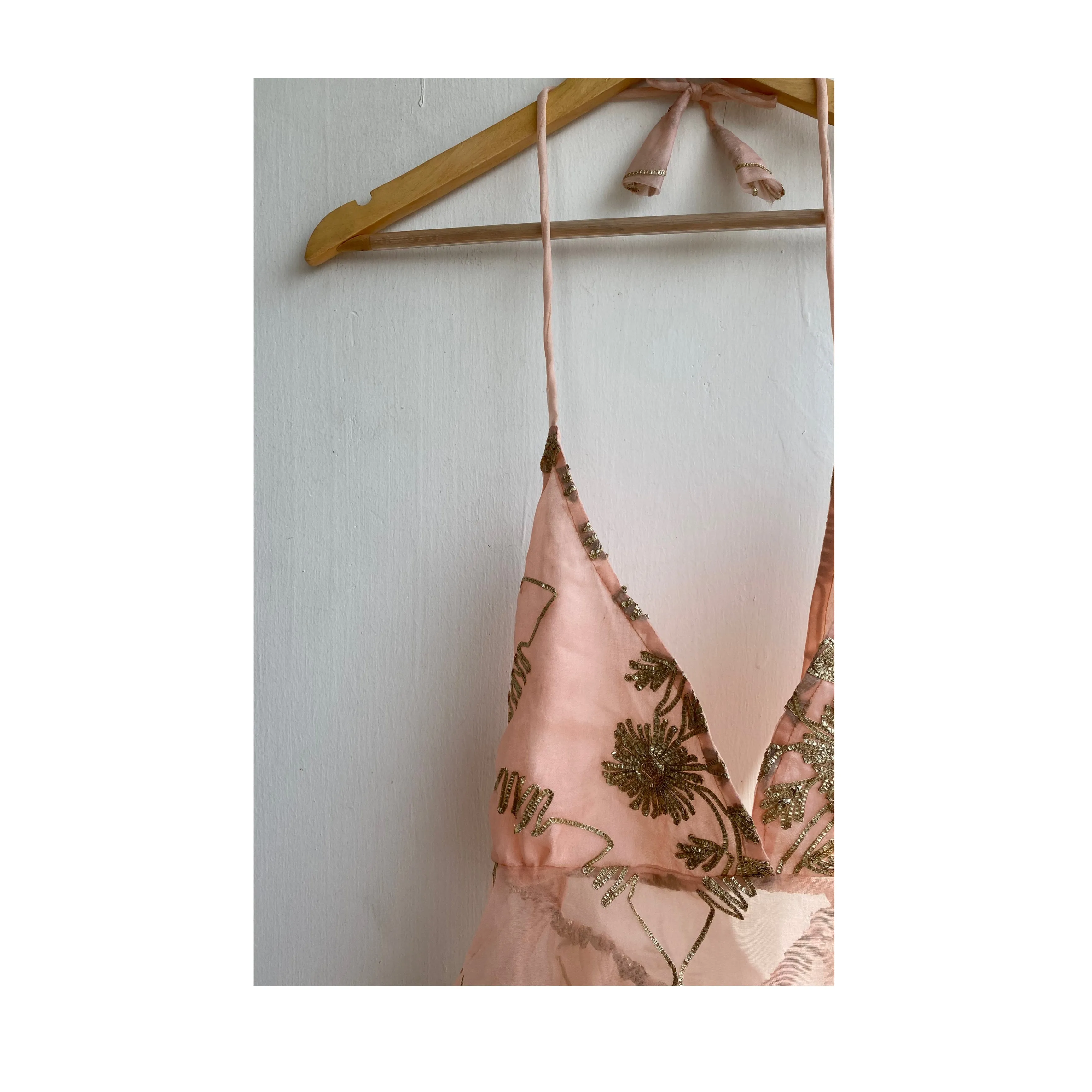 Salmon gota patti top
